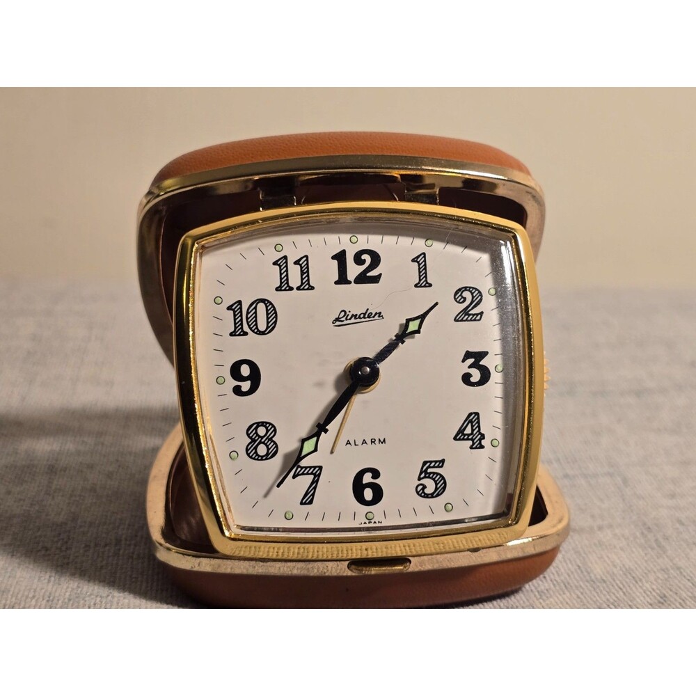 Vintage Linden Wind Up Travel Alarm Clock Clamshell - Tested EverythingWorks